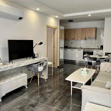 Yasemin Residences, Osmanpasa Street Luxury ניקוסיה